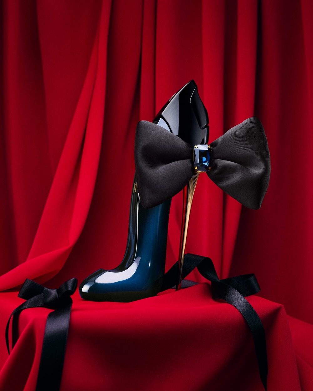 Carolina Herrera Good Girl Bow - огляд і ціна Home Fragrance White Jasmine